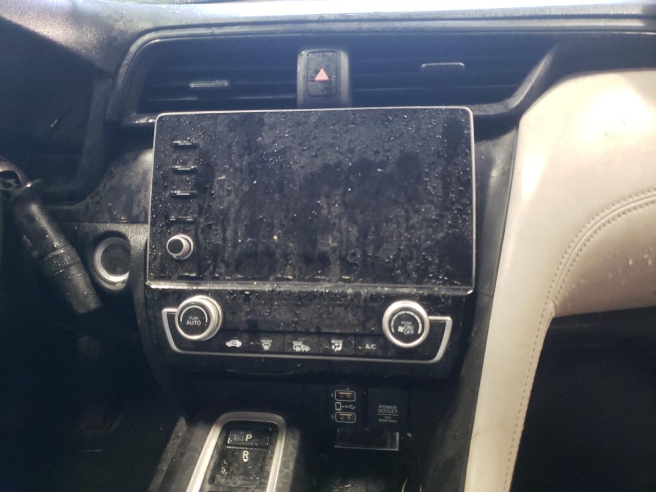 Photo 9 from auction – 2019 HONDA INSIGHT EX with VIN 19XZE4F56KE030231