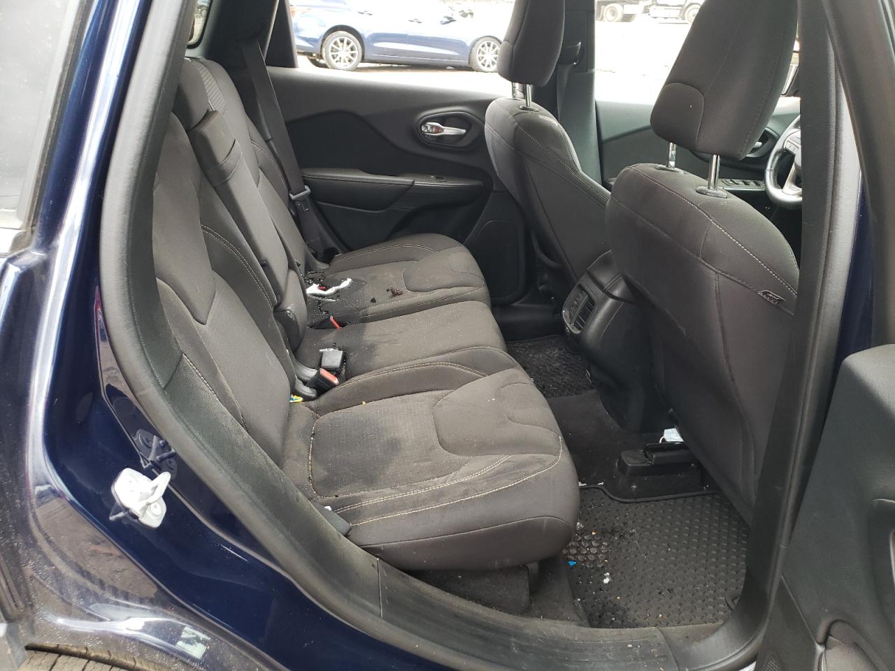 Photo 6 from auction – 2015 JEEP CHEROKEE L with VIN 1C4PJMCBXFW681547