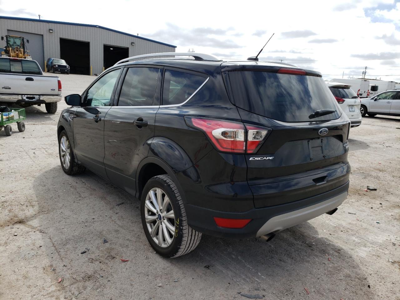 Photo 3 from auction – 2017 FORD ESCAPE TIT with VIN 1FMCU0JD4HUA61046