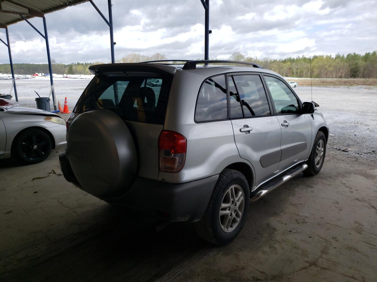 Photo 4 from auction – 2001 TOYOTA RAV4 with VIN JTEGH20V810023831