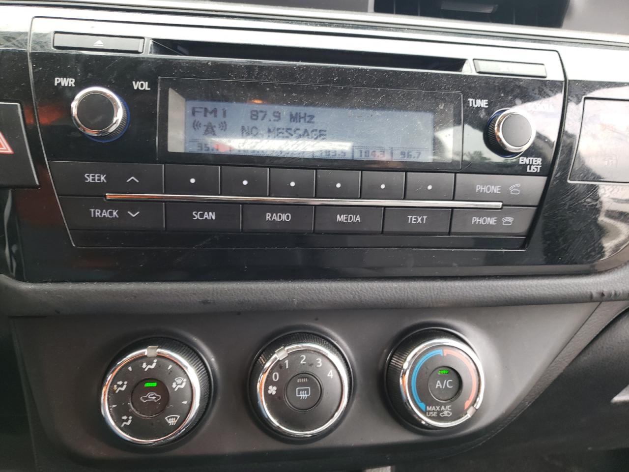 Photo 9 from auction – 2015 TOYOTA COROLLA L with VIN 5YFBURHE9FP273132