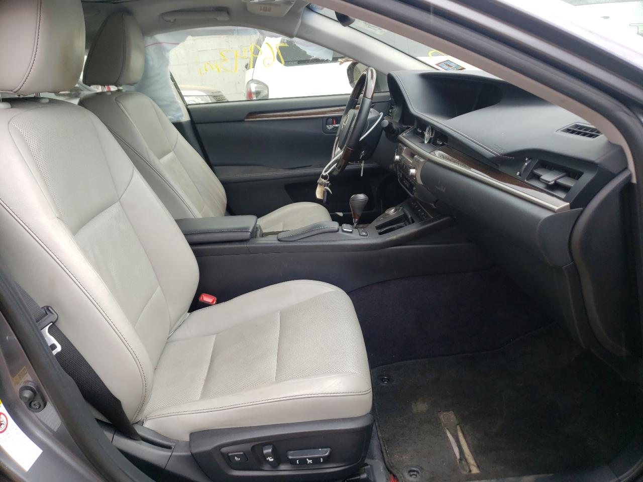 Photo 5 from auction – 2013 LEXUS ES 350 with VIN JTHBK1GG9D2075512