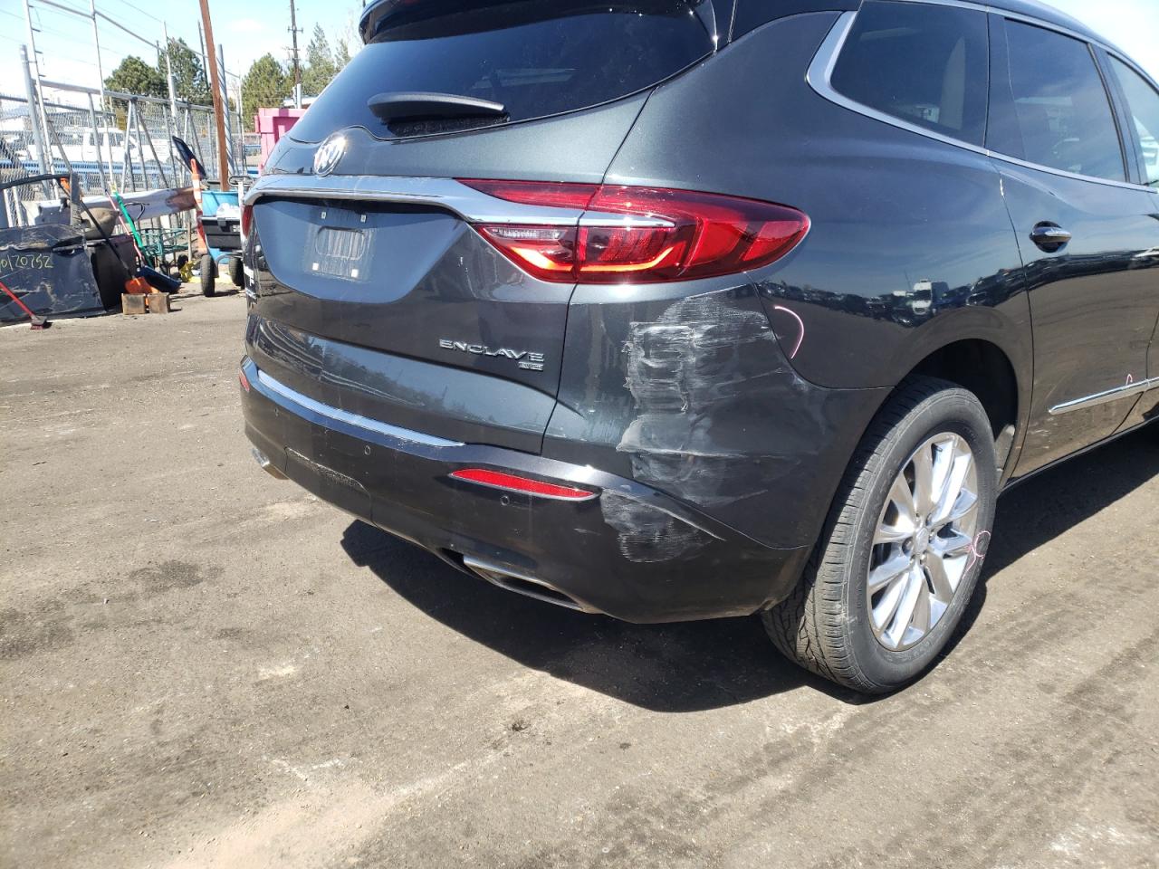 Photo 9 from auction – 2018 BUICK ENCLAVE ES with VIN 5GAEVAKWXJJ138897