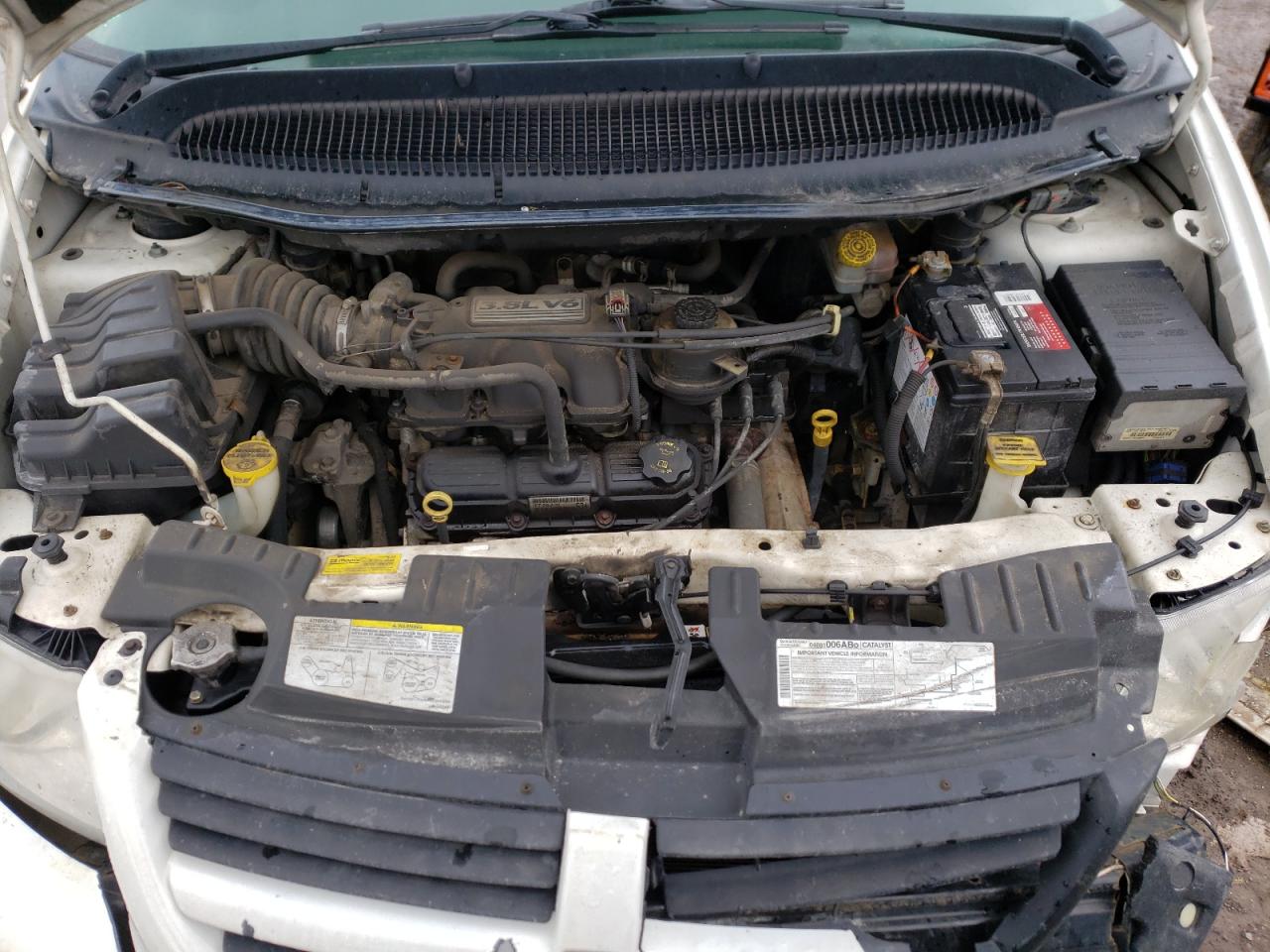 Photo 7 from auction – 2005 DODGE GRAND CARA with VIN 2D4GP44L35R205088