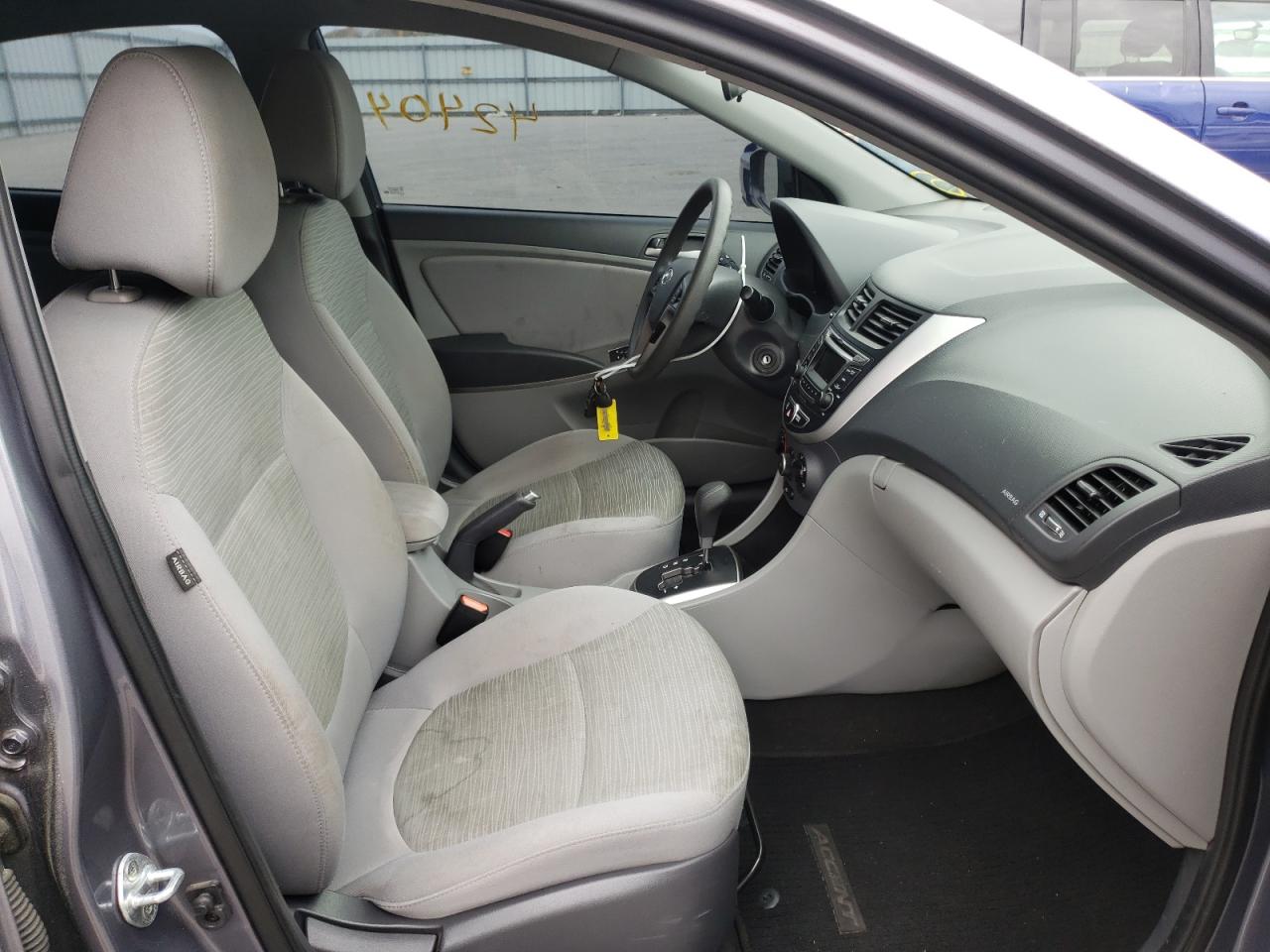 Photo 5 from auction – 2017 HYUNDAI ACCENT SE with VIN KMHCT4AE6HU331302