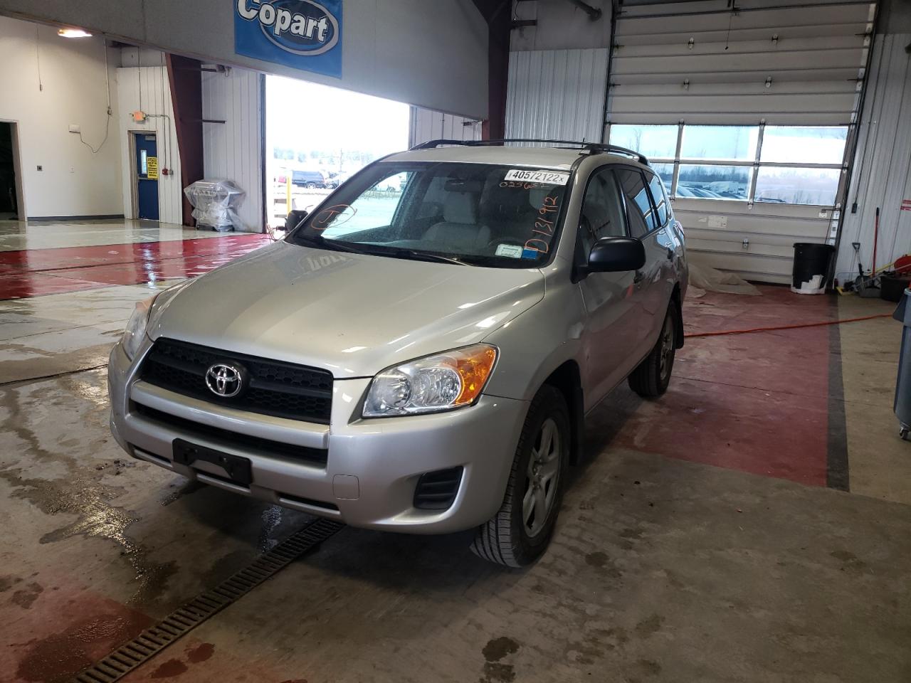 Photo 2 from auction – 2010 TOYOTA RAV4 with VIN 2T3ZF4DV1AW025652