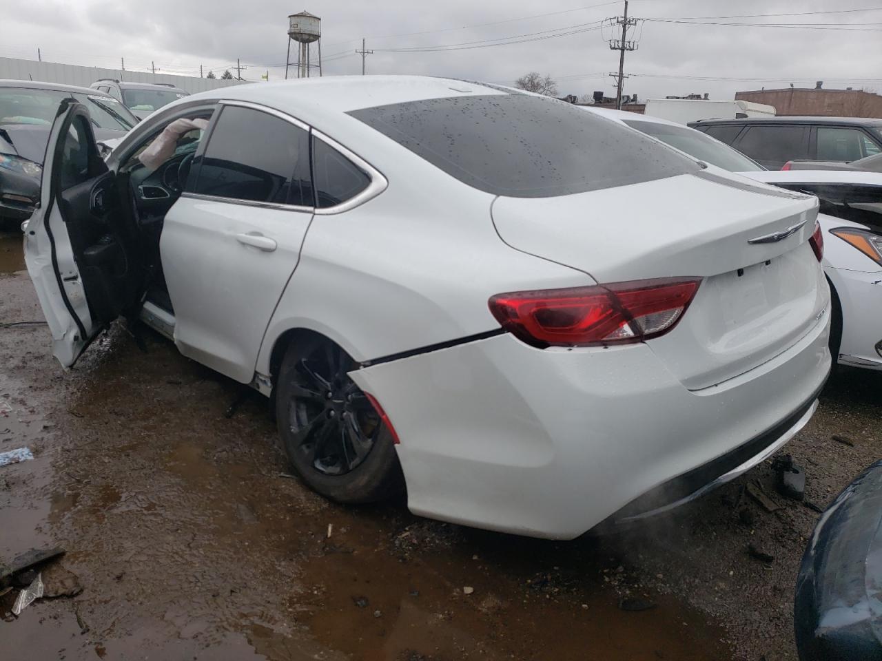 Photo 3 from auction – 2015 CHRYSLER 200 LIMITE with VIN 1C3CCCAB0FN675997
