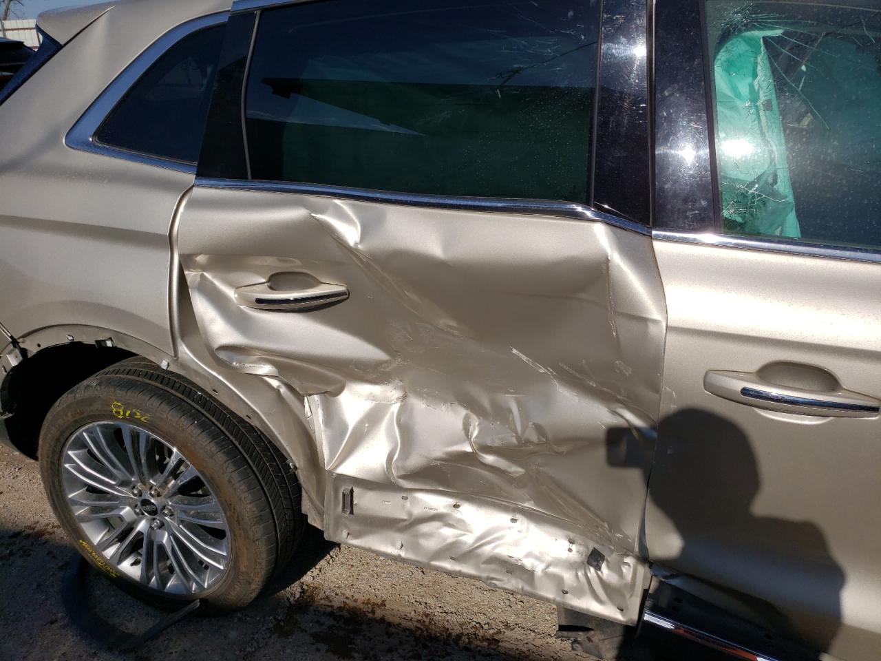 صورة رقم 9 من المزاد - 2017 LINCOLN MKX RESERV مع VIN 2LMPJ6LR2HBL34422
