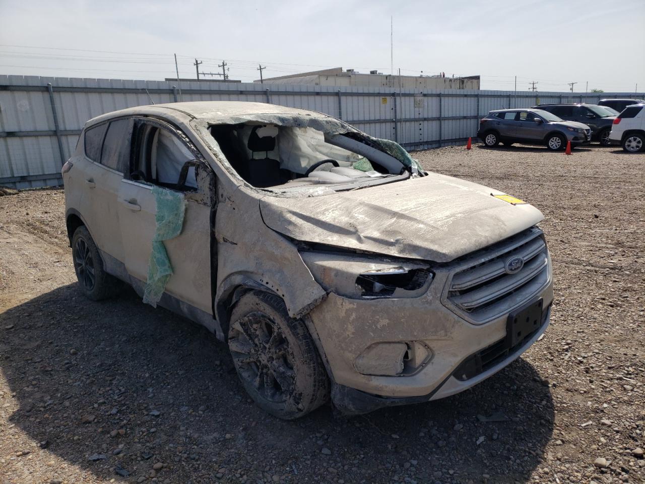 FORD ESCAPE SE 2017 with VIN 1FMCU0GD9HUD10397 - Photo from auction