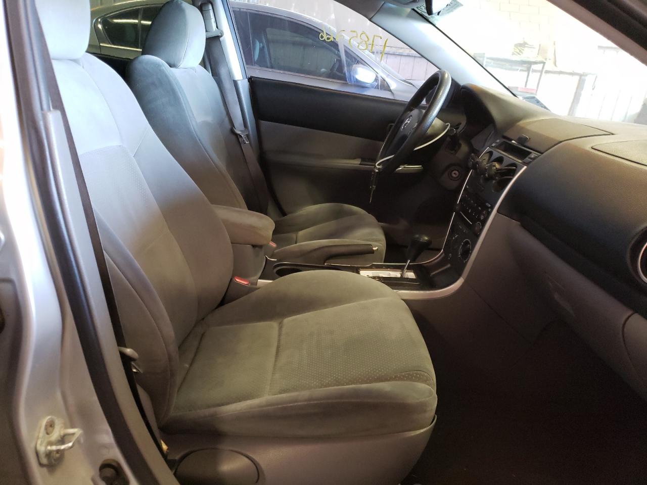 Foto 5 de la subasta – 2006 MAZDA 6 I con VIN 1YVFP80C565M26383