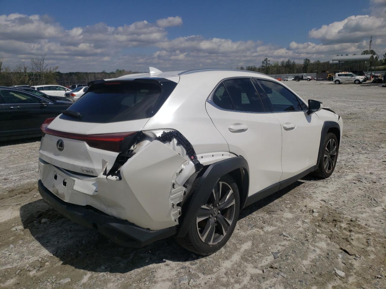 صورة رقم 4 من المزاد - 2019 LEXUS UX 200 مع VIN JTHY3JBH3K2007078