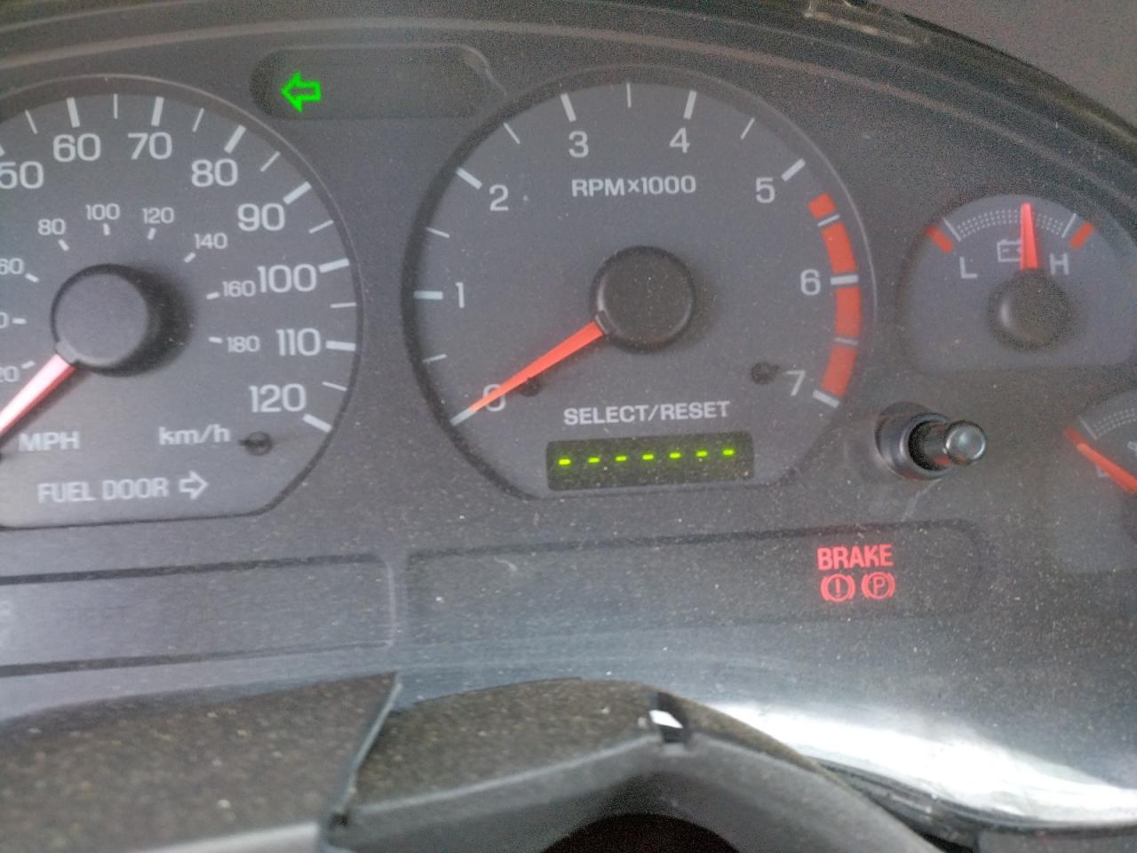 Zdjęcie 8 z aukcji – 2002 FORD MUSTANG z VIN 1FAFP40402F143424