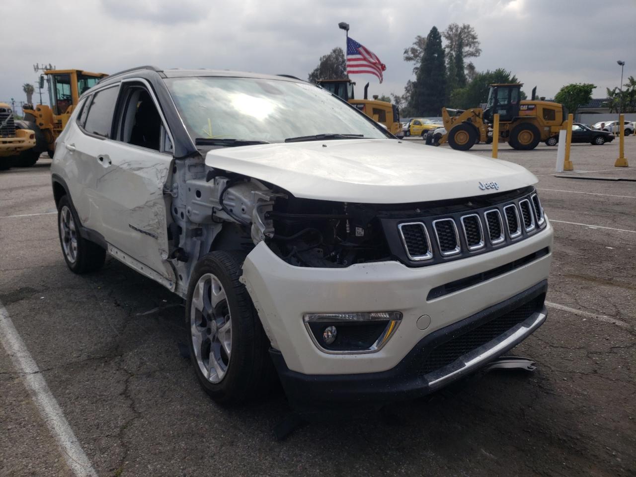 Фото 1 с аукциона – 2020 JEEP COMPASS LI с VIN 3C4NJDCB4LT119569