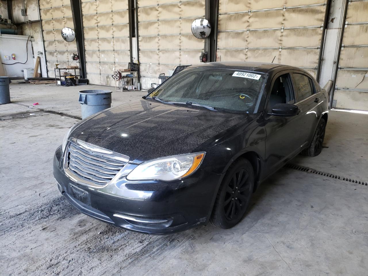 Photo 2 from auction – 2013 CHRYSLER 200 TOURIN with VIN 1C3CCBBB4DN764543