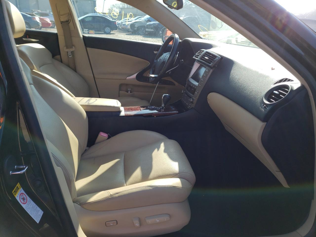 Photo 5 from auction – 2008 LEXUS IS 250 with VIN JTHBK262082069812