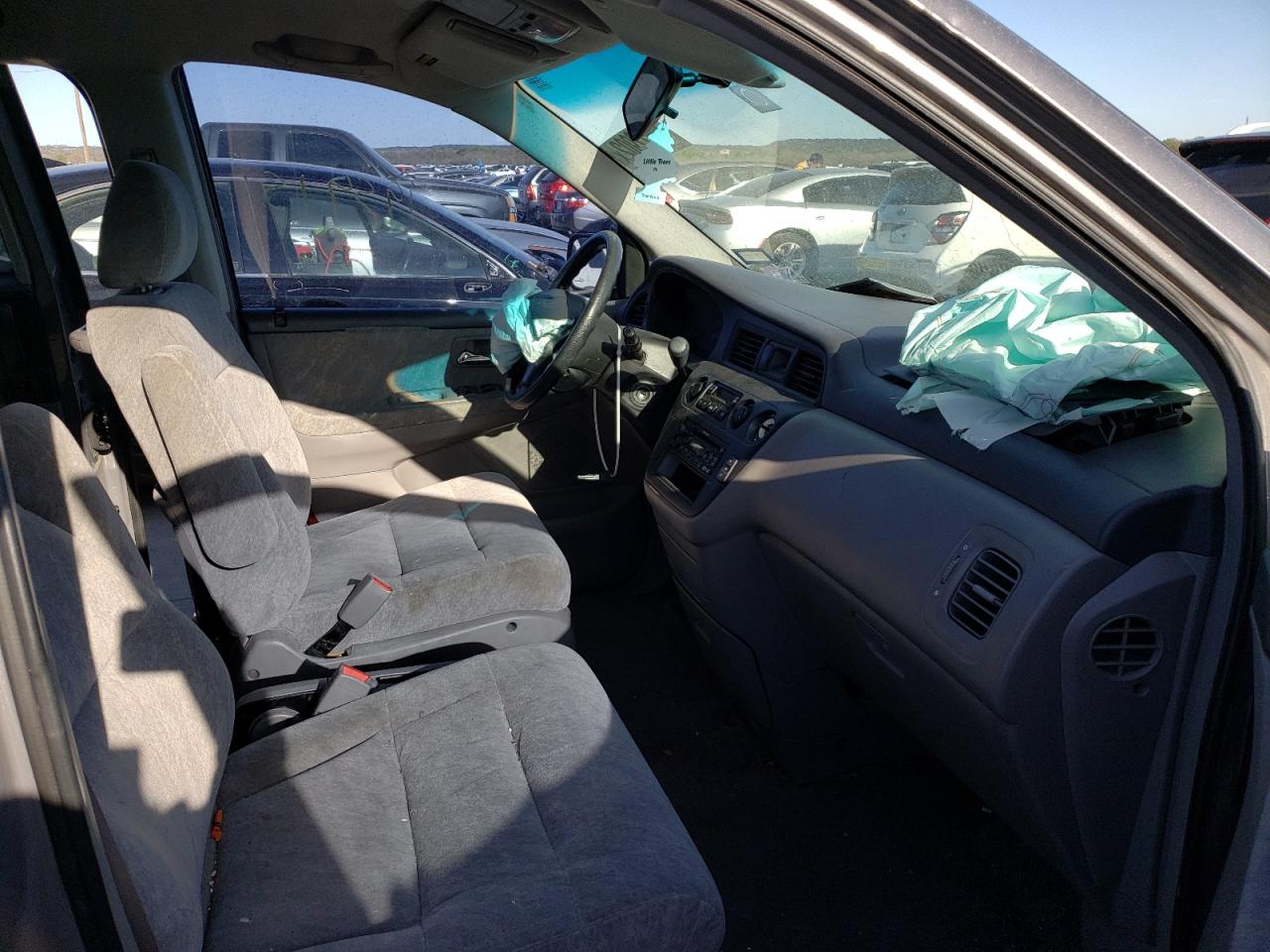 Photo 5 from auction – 2000 HONDA ODYSSEY EX with VIN 2HKRL1865YH535692