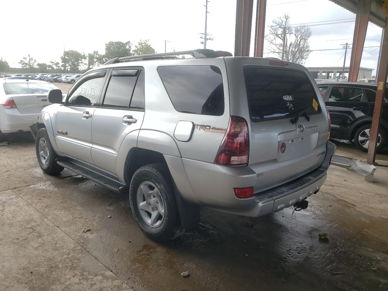 Photo 3 from auction – 2004 TOYOTA 4RUNNER SR with VIN JTEZU14R148019234