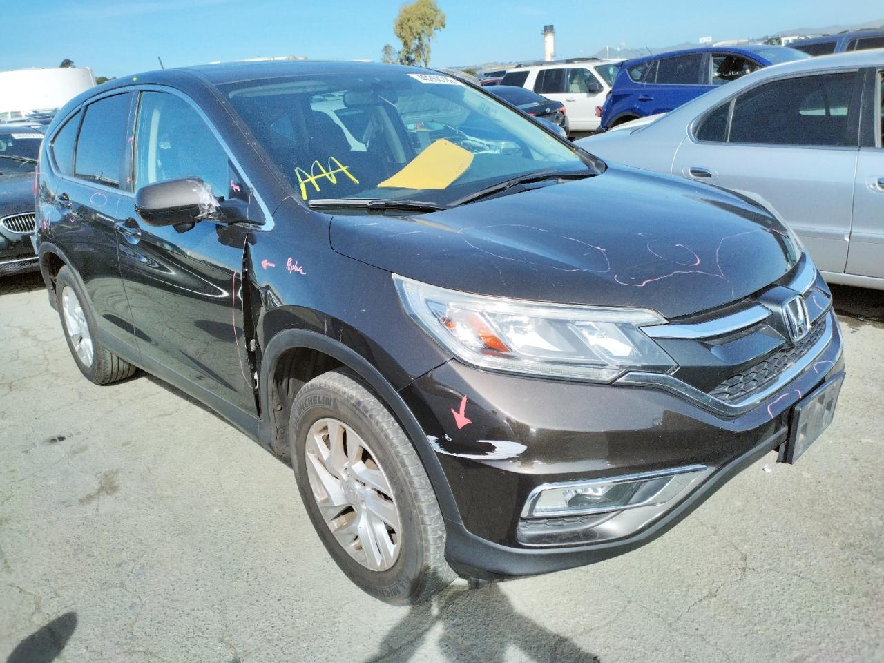 HONDA CR-V EX 2015 with VIN 2HKRM4H56FH686611 - Photo from auction
