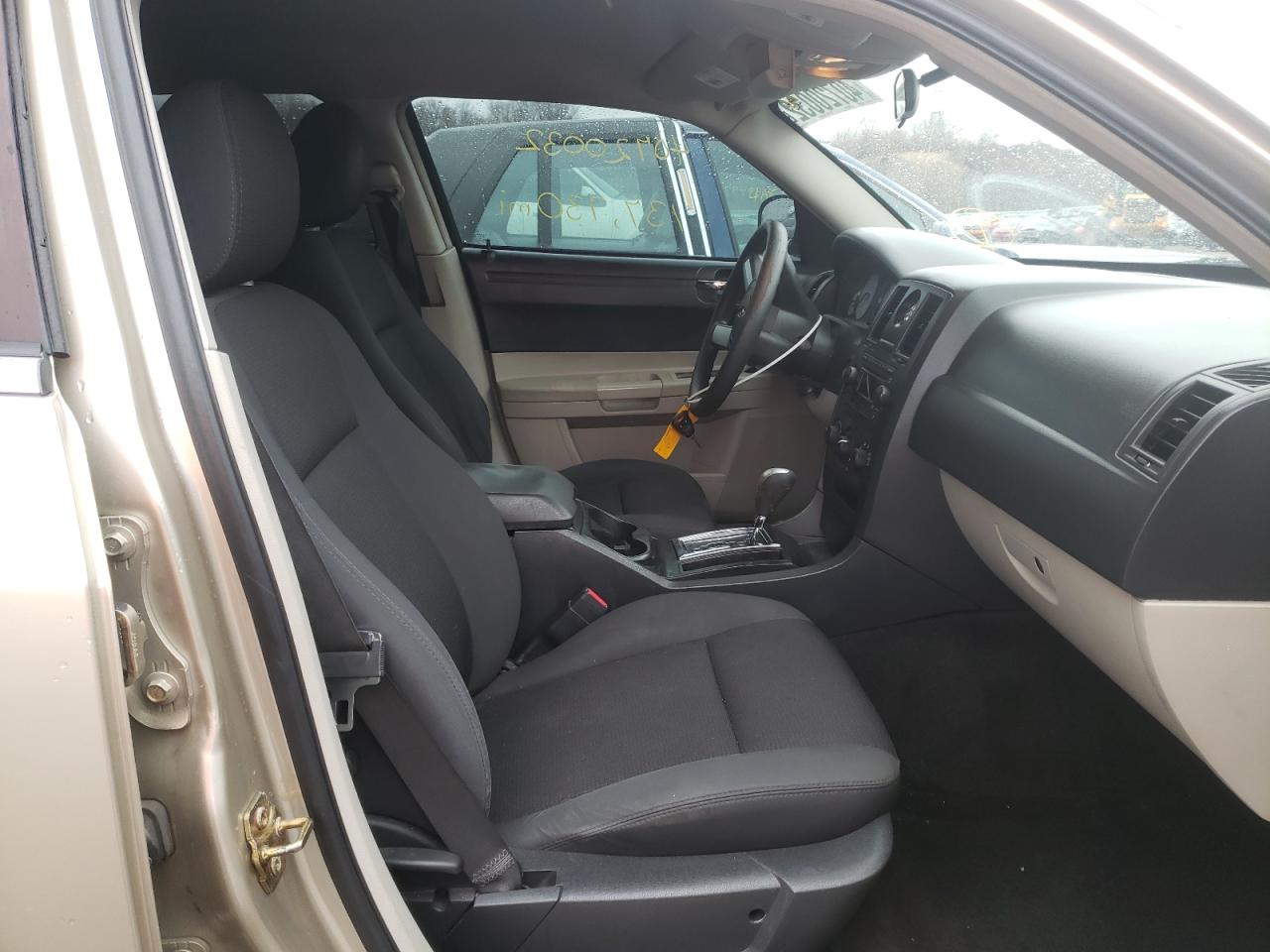 Photo 5 from auction – 2006 CHRYSLER 300 with VIN 2C3KA43R36H363800