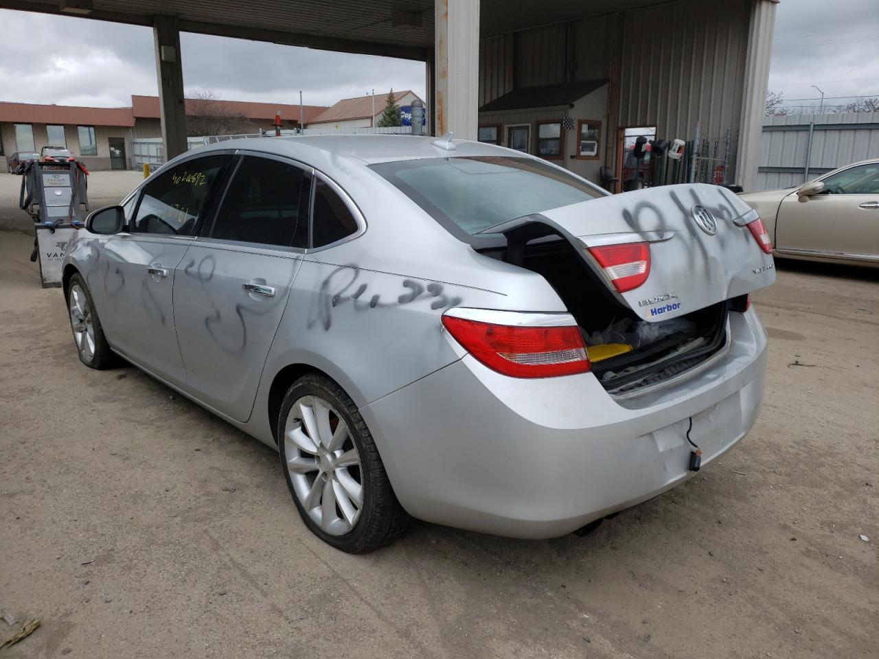 Photo 3 from auction – 2013 BUICK VERANO with VIN 1G4PP5SK0D4116640