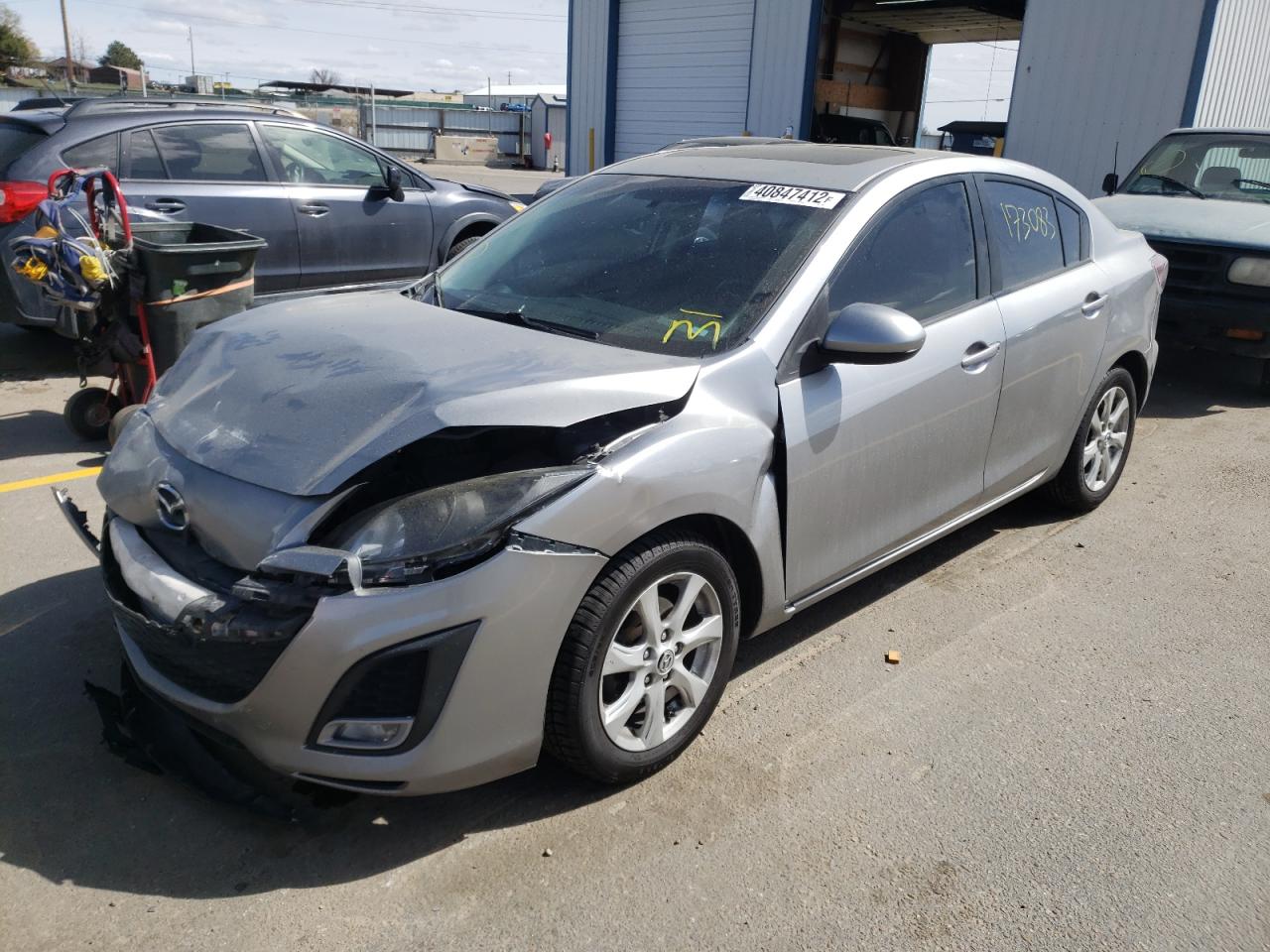Photo 2 from auction – 2010 MAZDA 3 I with VIN JM1BL1SG3A1273641
