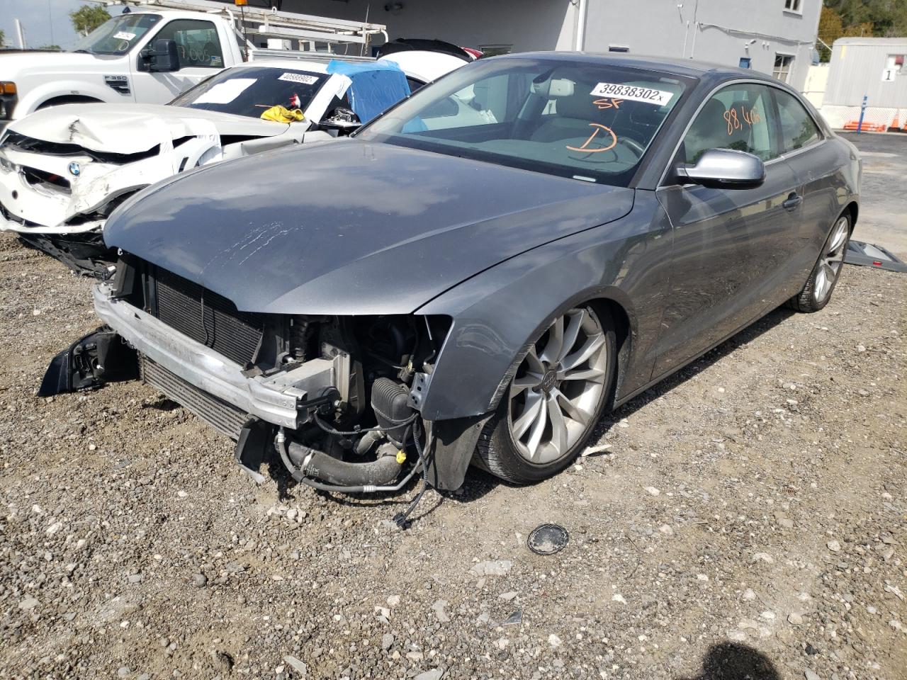 Foto 2 de la subasta – 2013 AUDI A5 PREMIUM con VIN WAULFAFR3DA052856