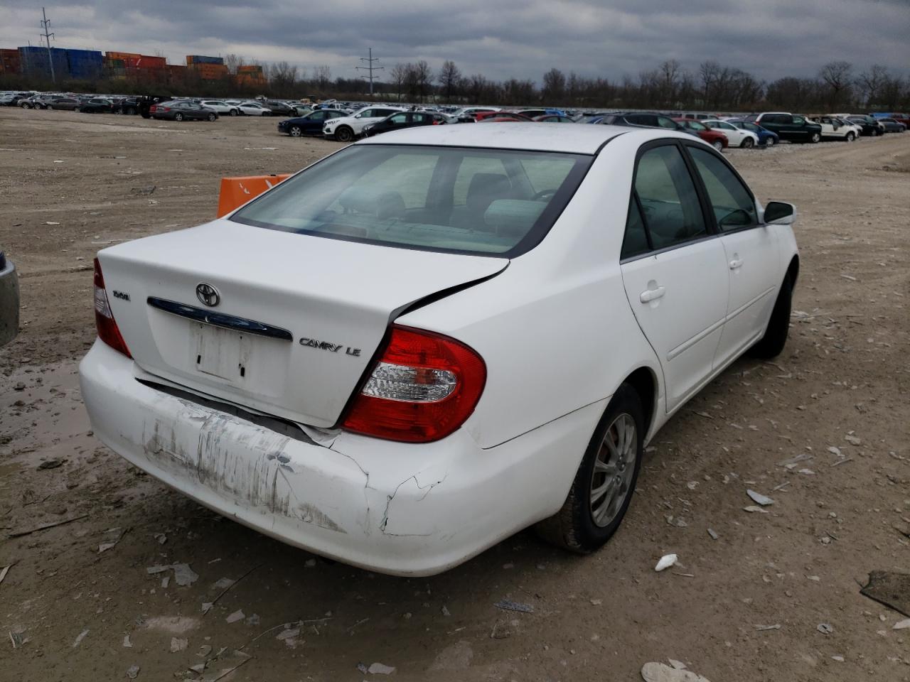 Photo 4 from auction – 2003 TOYOTA CAMRY LE with VIN JTDBE32K130176263