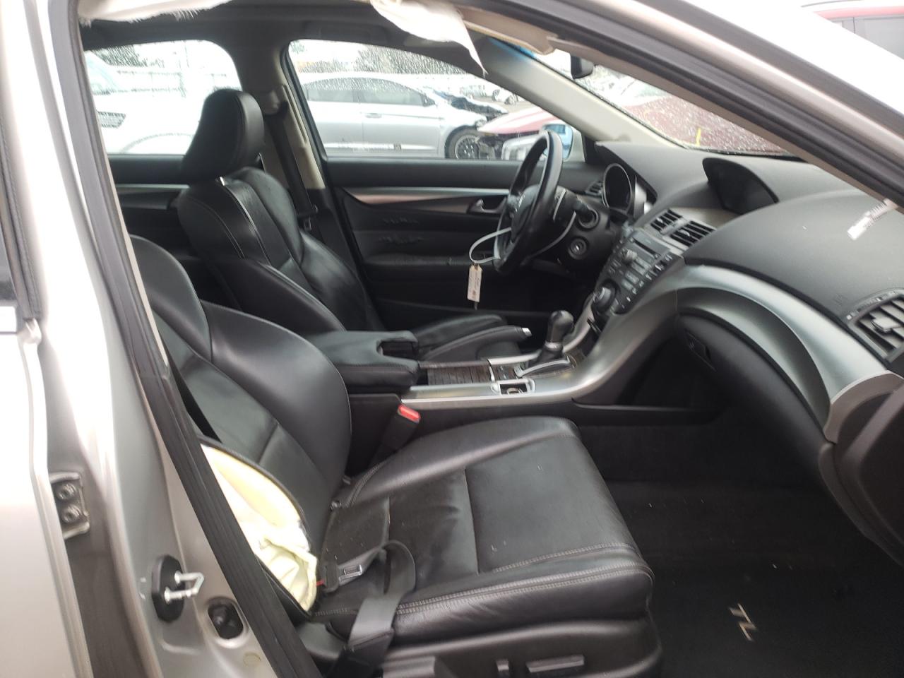 Photo 19 from auction – 2010 ACURA TL with VIN 19UUA9F20AA001951