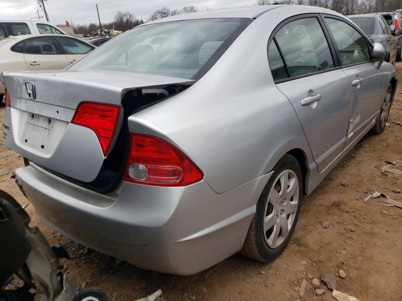 Photo 4 from auction – 2007 HONDA CIVIC LX with VIN 1HGFA16567L044353