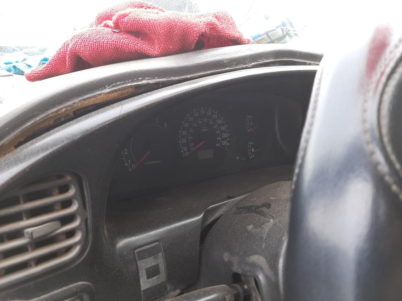 Photo 8 from auction – 2002 KIA SPECTRA GS with VIN KNAFB161425062062