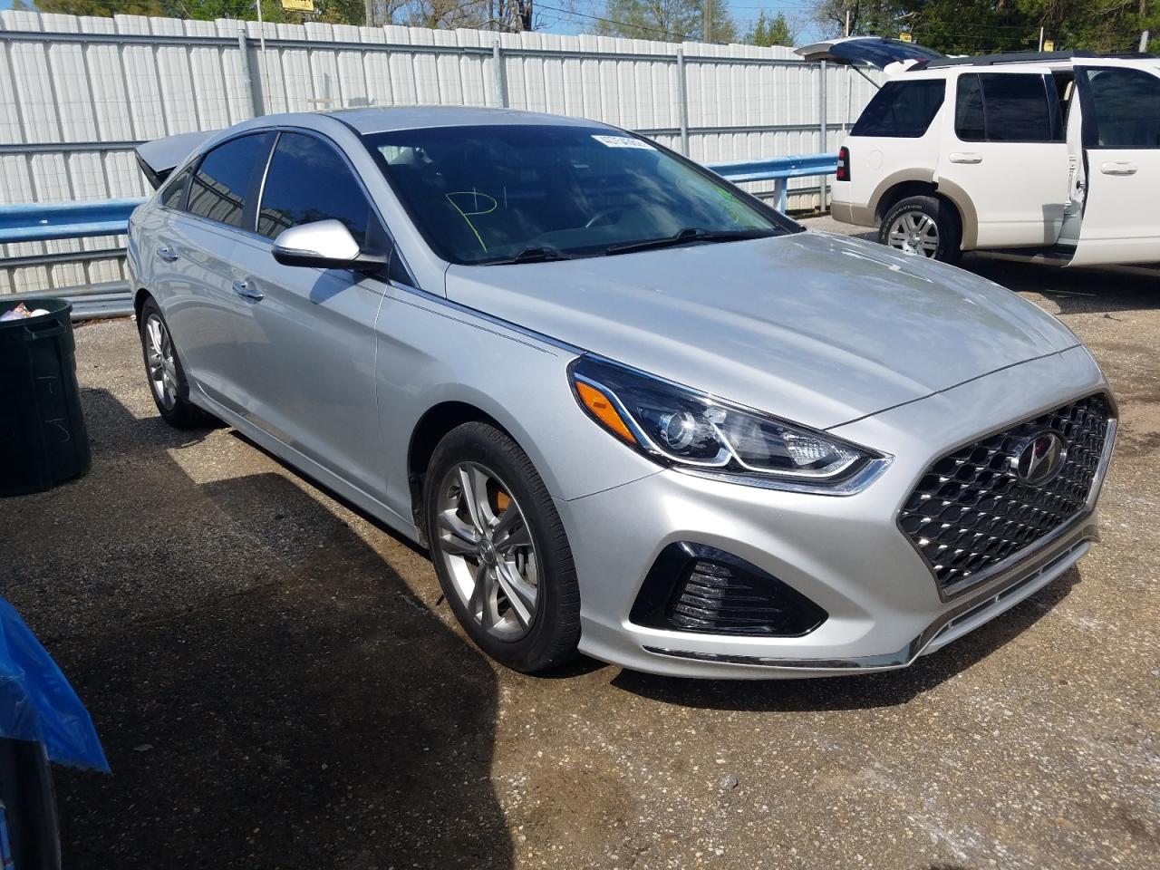 HYUNDAI SONATA LIM 2019 with VIN 5NPE34AF4KH742950 - Photo from auction