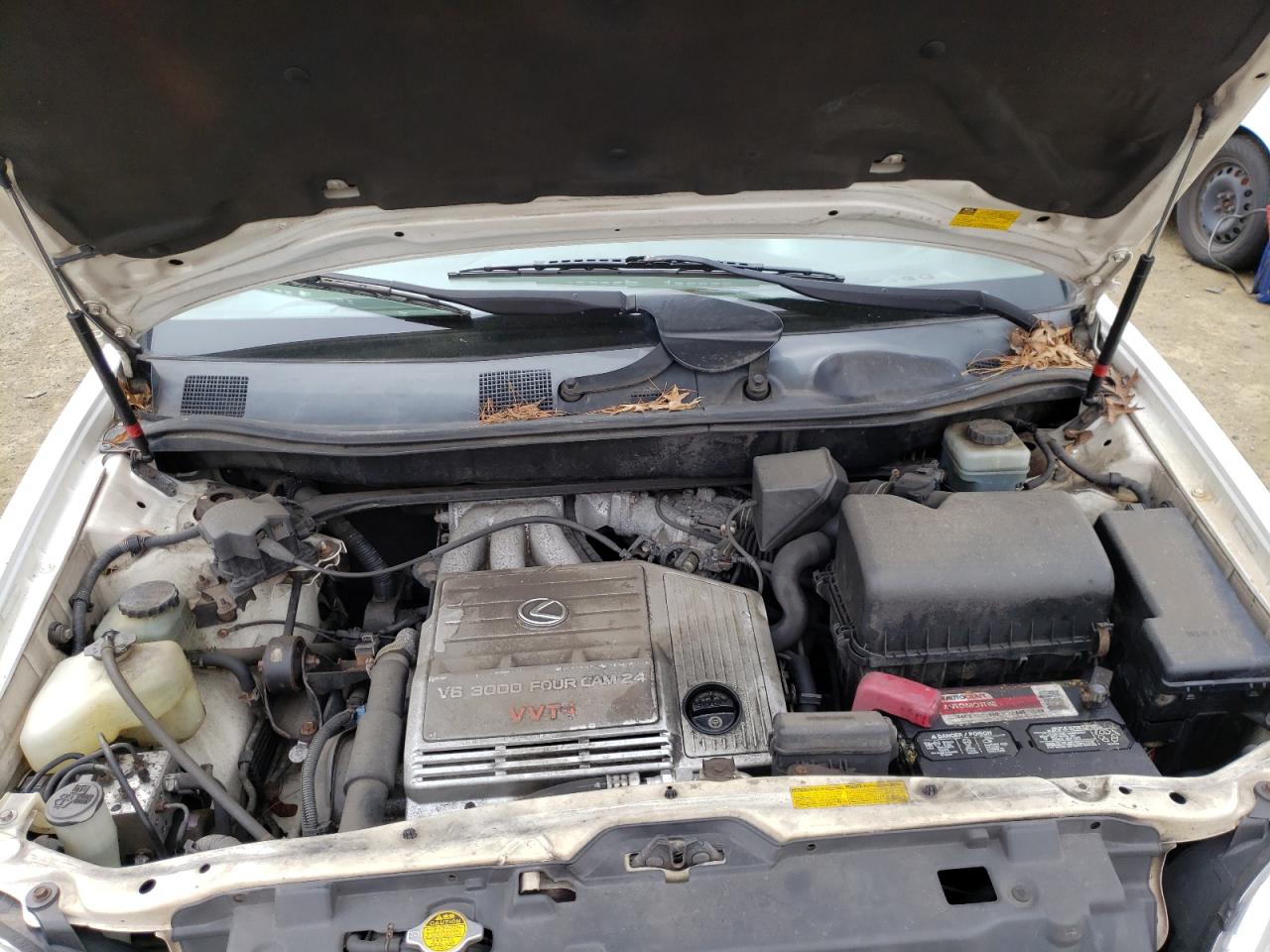 Photo 7 from auction – 2001 LEXUS RX 300 with VIN JTJHF10U710178111