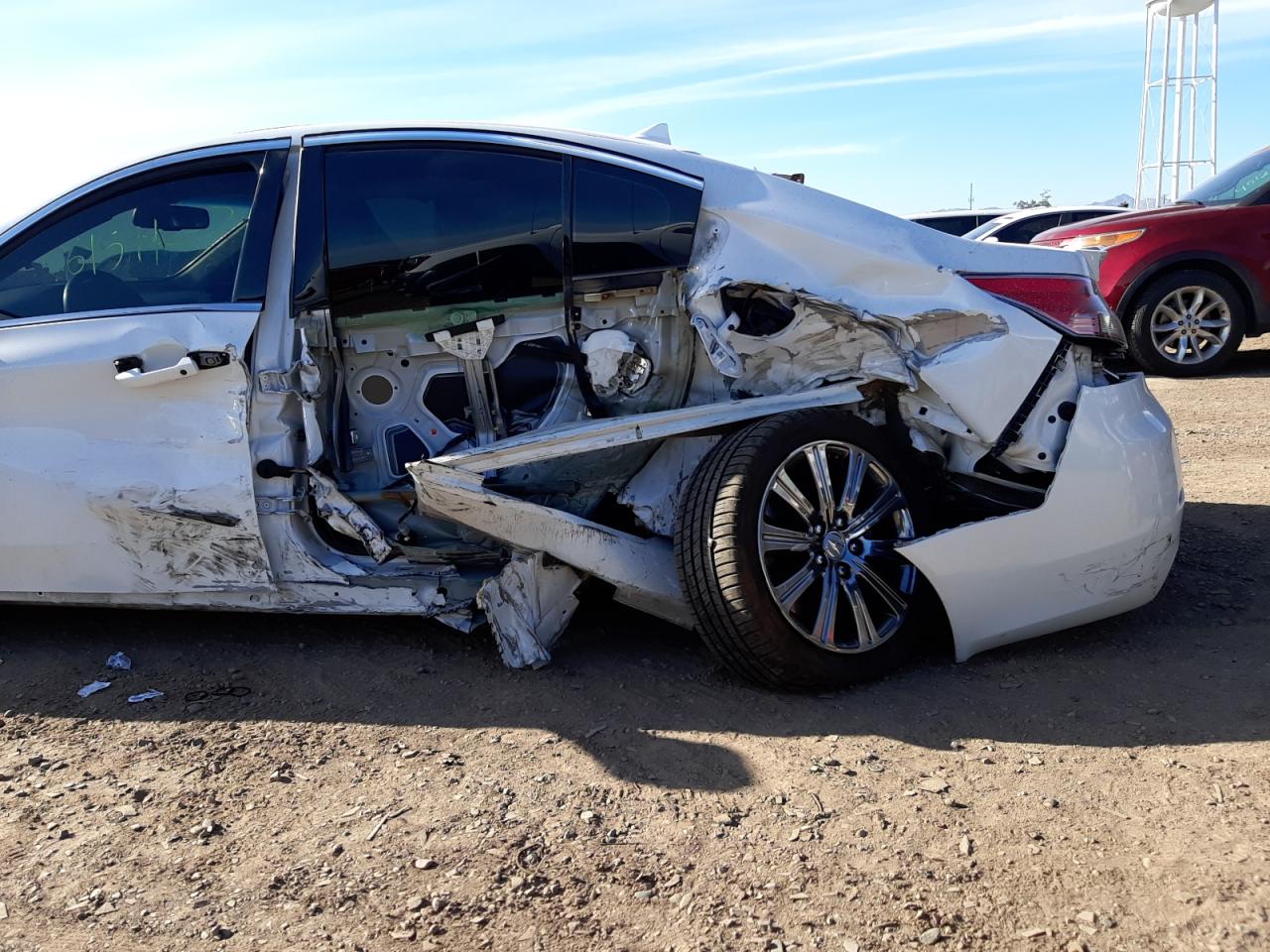 Photo 9 from auction – 2014 ACURA TL SE with VIN 19UUA8F38EA008798