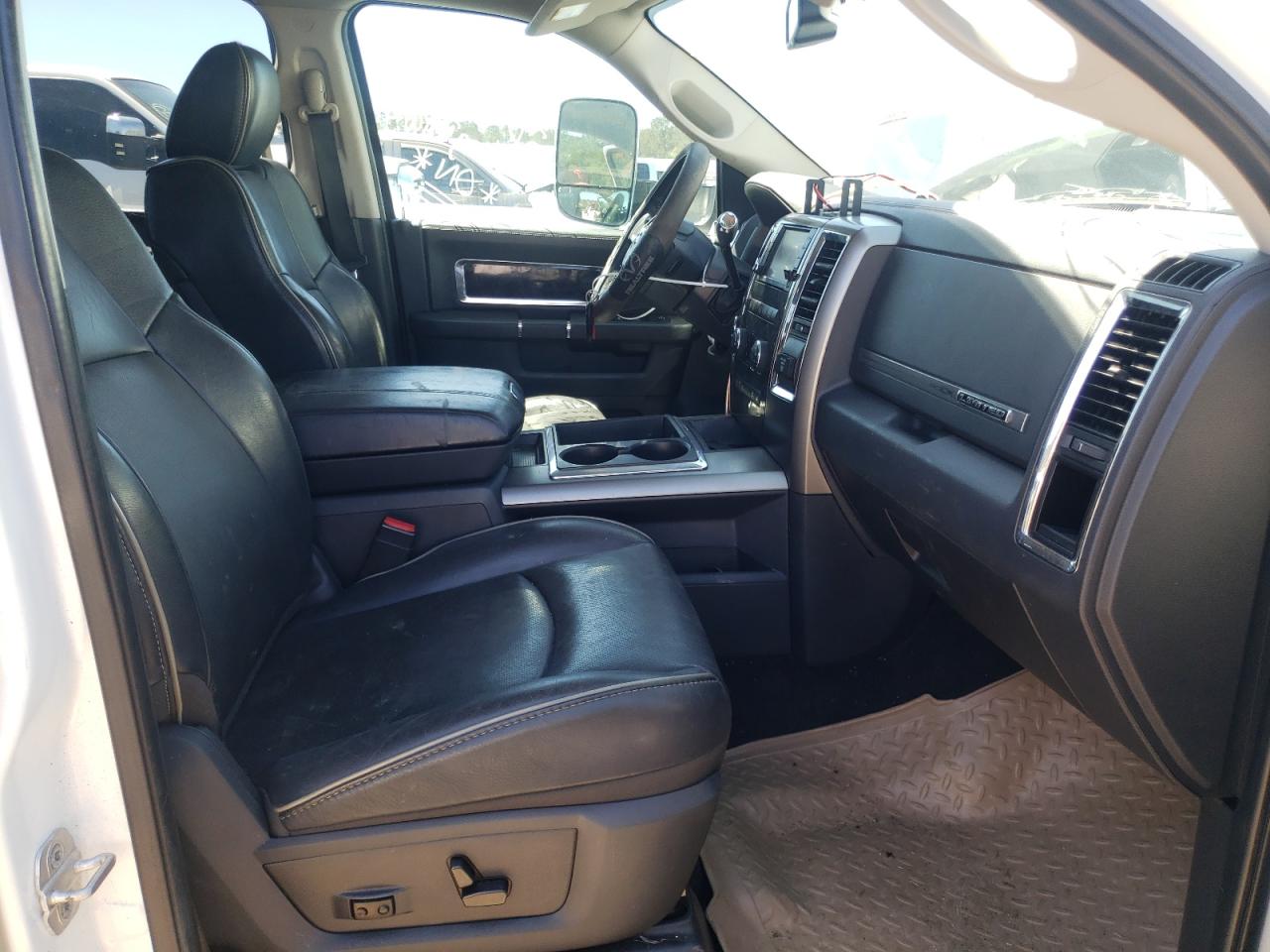 Photo 5 from auction – 2012 DODGE RAM 3500 L with VIN 3C63DRKL6CG255059