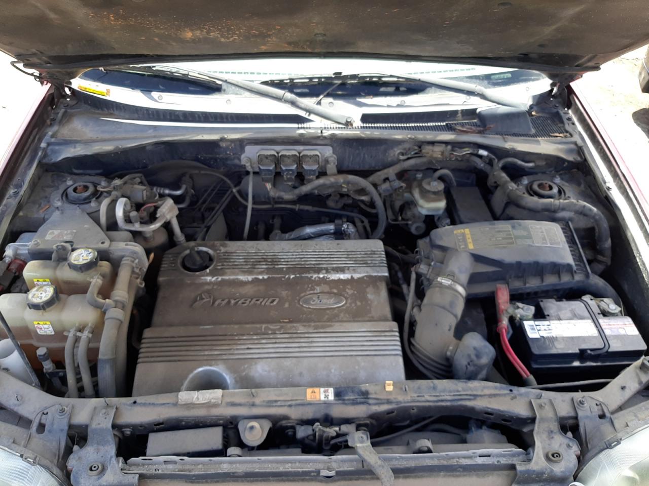 Photo 7 from auction – 2006 FORD ESCAPE HEV with VIN 1FMCU95H06KB01102