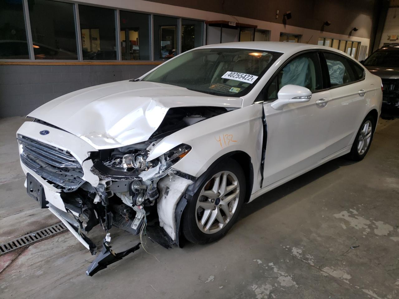 Photo 2 from auction – 2015 FORD FUSION SE with VIN 3FA6P0HD4FR220012
