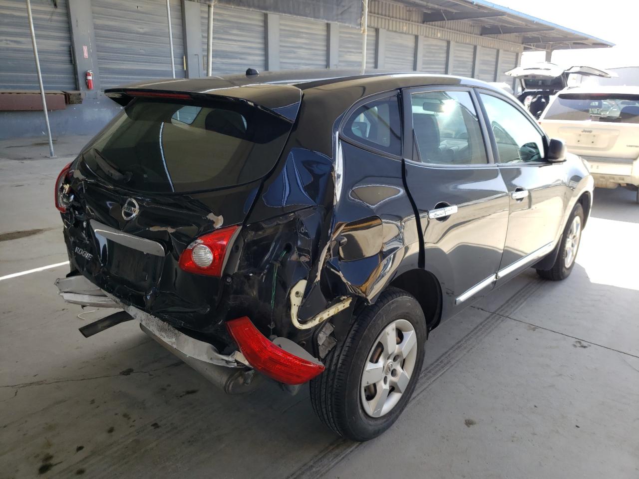Photo 4 from auction – 2013 NISSAN ROGUE S with VIN JN8AS5MT2DW500782