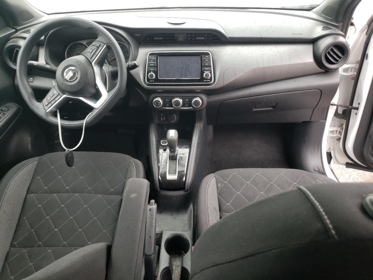 Photo 9 from auction – 2019 NISSAN KICKS S with VIN 3N1CP5CU3KL511778