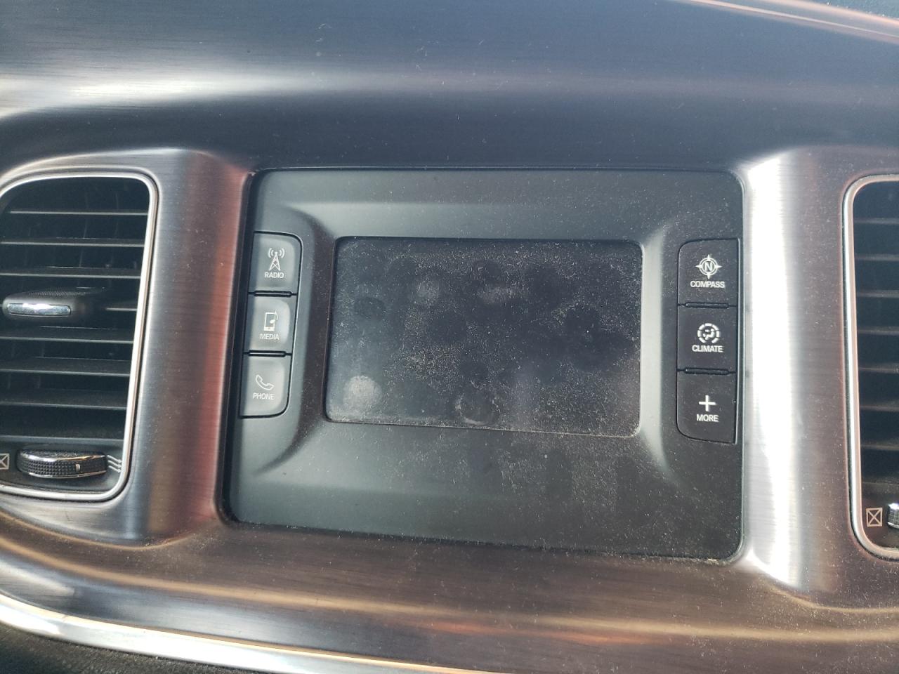 Zdjęcie 9 z aukcji – 2015 DODGE CHARGER SE z VIN 2C3CDXBG8FH770914