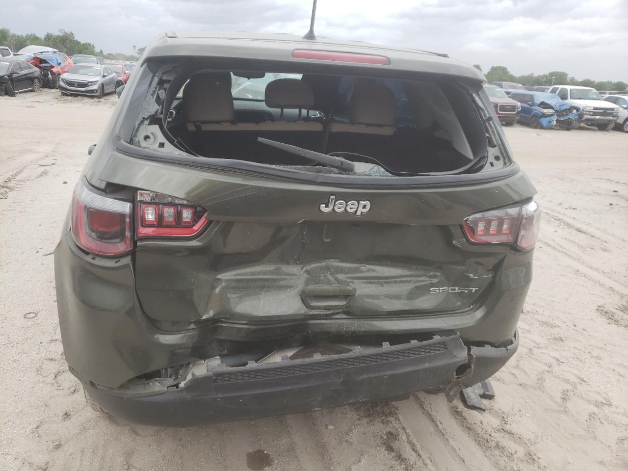 Photo 9 from auction – 2018 JEEP COMPASS SP with VIN 3C4NJCABXJT369294