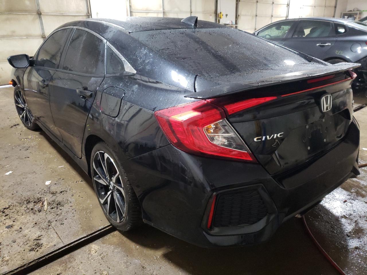 Photo 3 from auction – 2017 HONDA CIVIC SI with VIN 2HGFC1E59HH704542