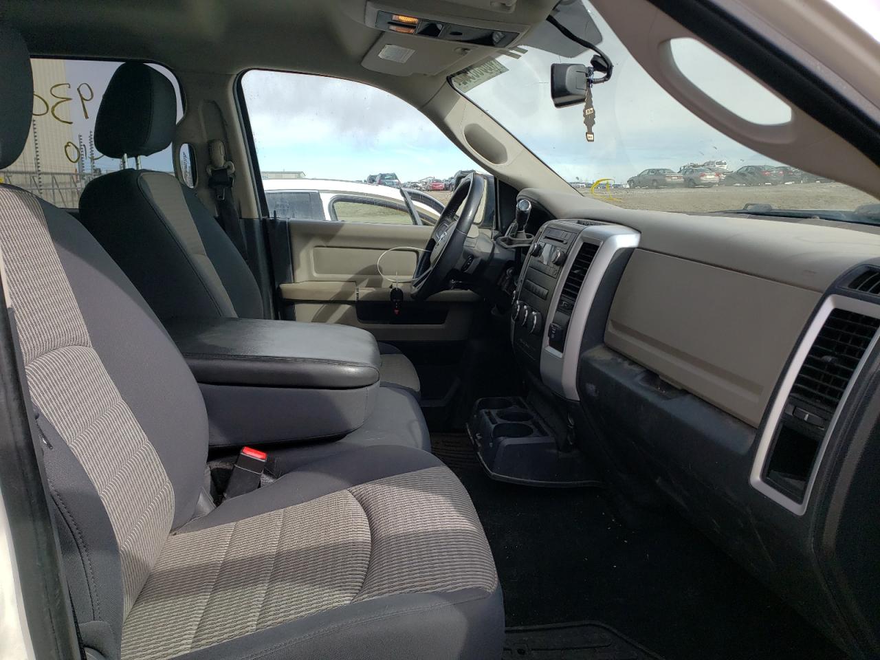 Photo 9 from auction – 2009 DODGE RAM 1500 with VIN 1D3HV13T09S713652
