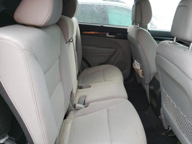 Photo 6 from auction – 2014 KIA SORENTO LX with VIN 5XYKTCA61EG523145