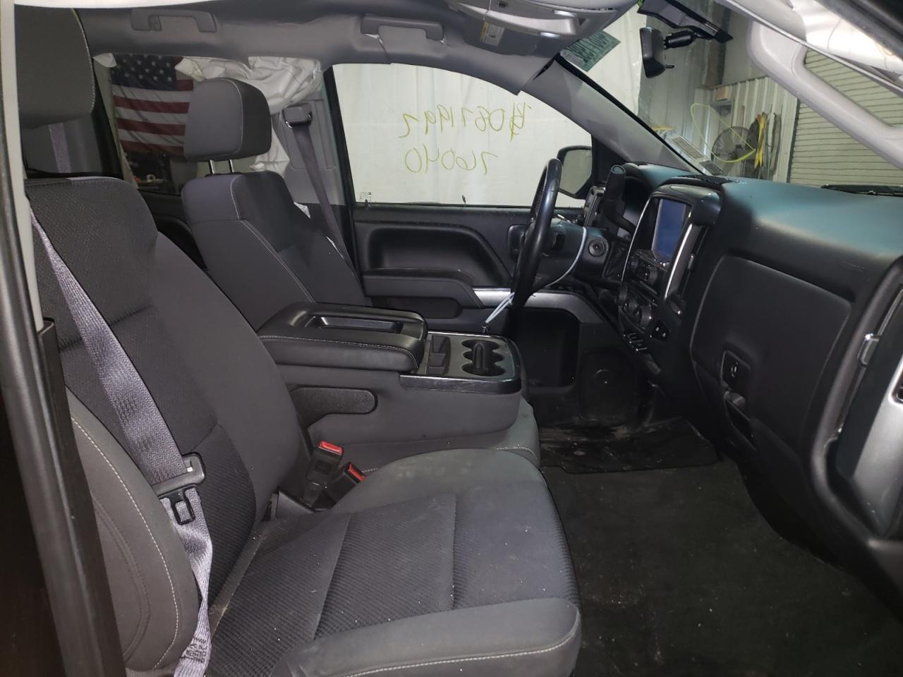 Photo 5 from auction – 2016 CHEVROLET SILVERADO with VIN 1GCVKREC1GZ106406