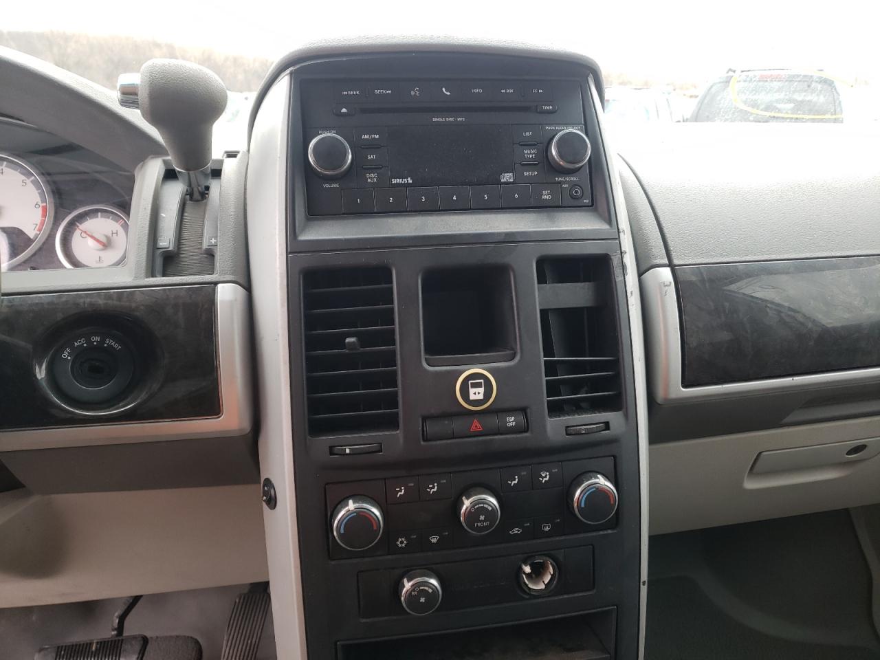 Foto 9 de la subasta – 2010 DODGE GRAND CARA con VIN 2D4RN5D12AR350426