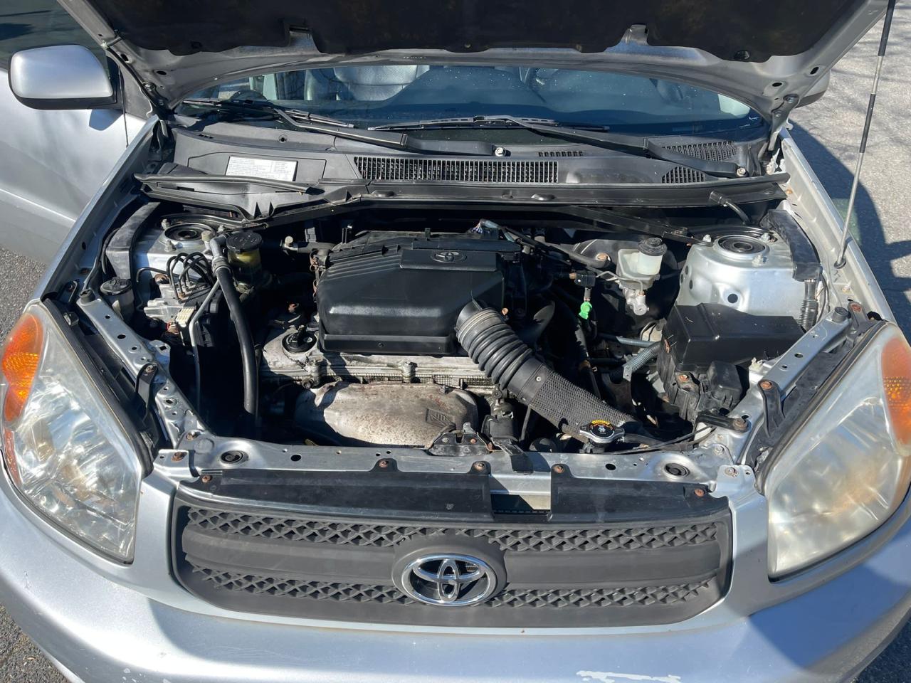 Photo 7 from auction – 2005 TOYOTA RAV4 with VIN JTEHD20V356023366