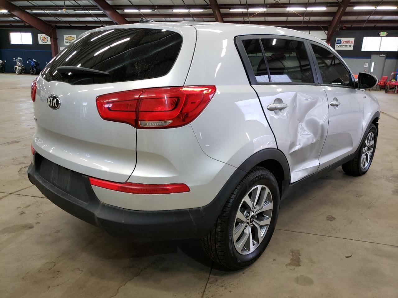Photo 4 from auction – 2016 KIA SPORTAGE L with VIN KNDPBCAC8G7879302