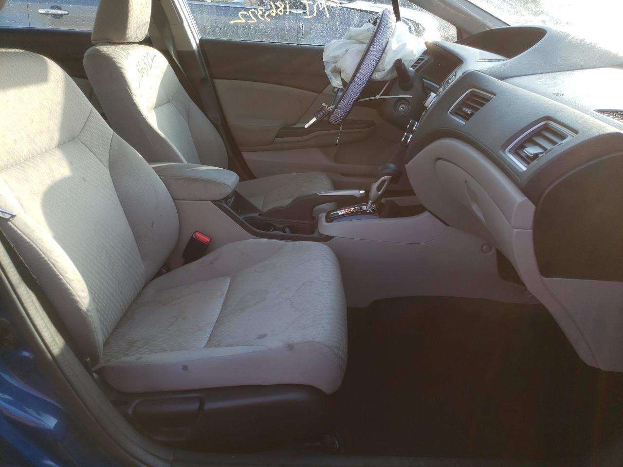 Photo 5 from auction – 2014 HONDA CIVIC LX with VIN 2HGFB2F53EH545326