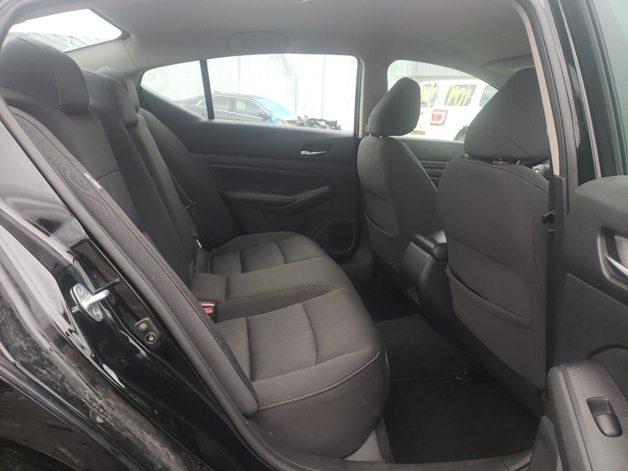 Photo 6 from auction – 2019 NISSAN ALTIMA S with VIN 1N4BL4BW2KC159084