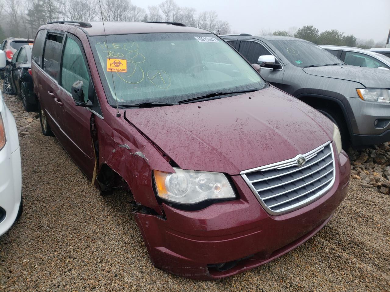 CHRYSLER TOWN & COU 2008 with VIN 2A8HR54P68R760098 - Photo from auction